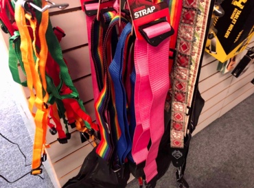 Guitar & ukulele straps